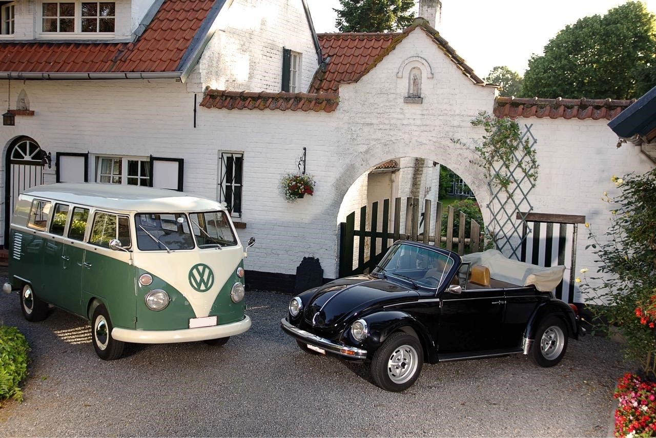 Cox Cabrio noire intérieur beige