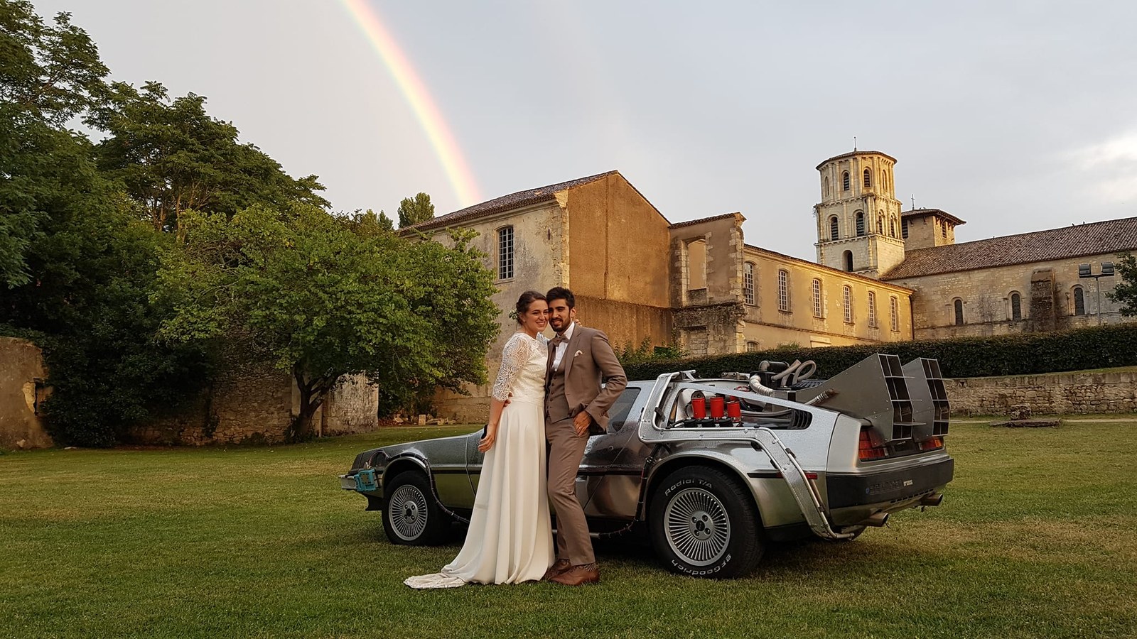 Delorean time machine